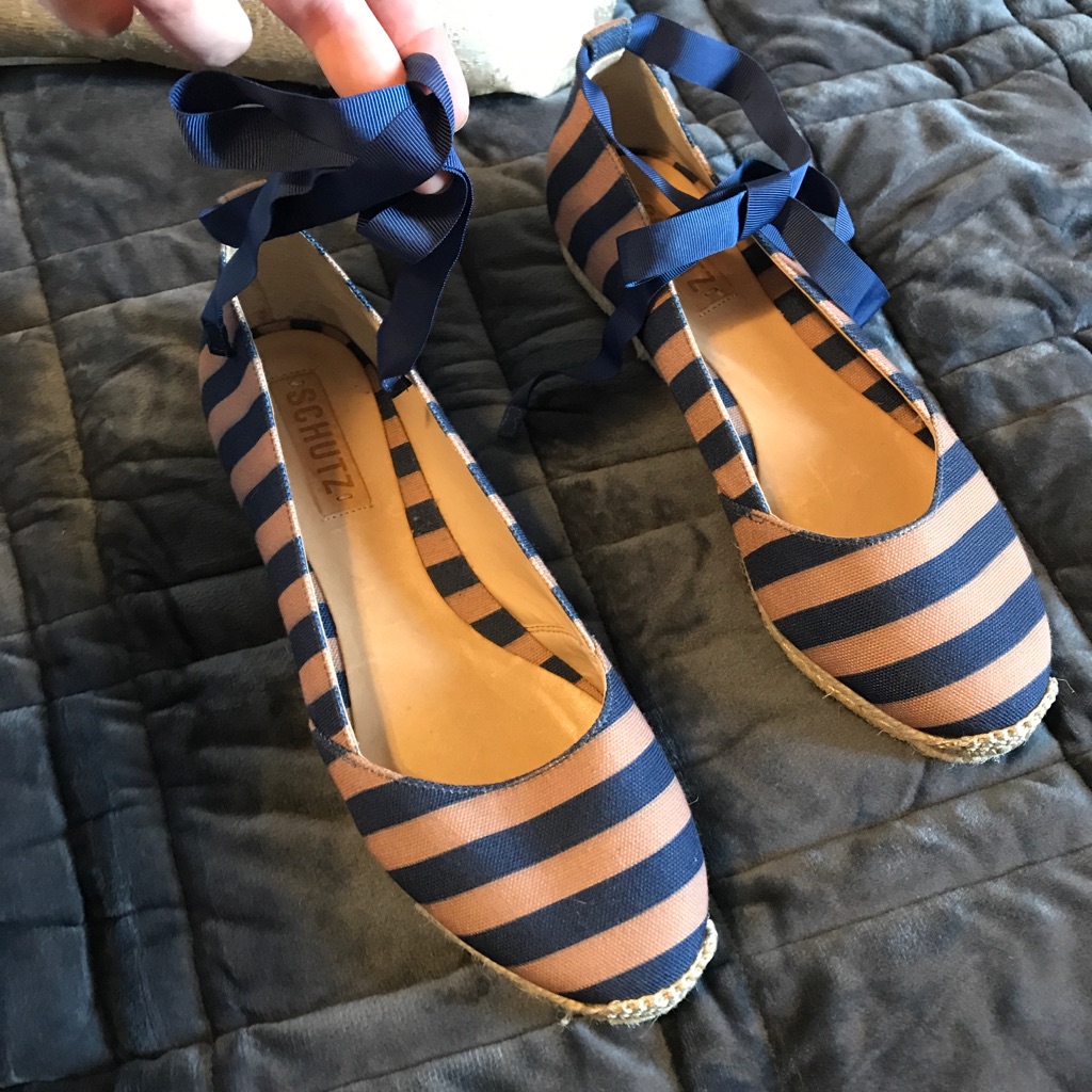 Schultz Flats With Super Cute Ankle Ribbon